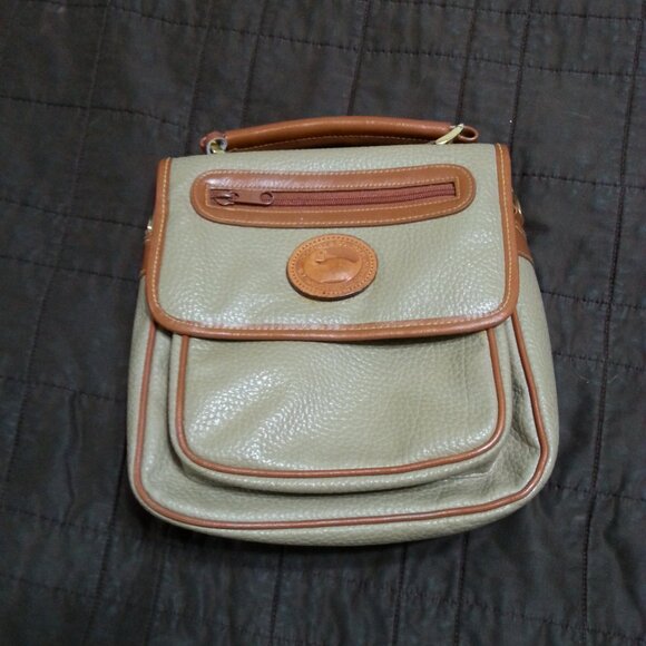 Vintage Dooney & Bourke Leather  Handbag Purse Messenger  Light Brown & Brown - Picture 2 of 16
